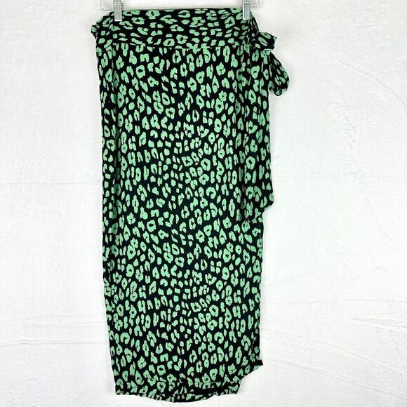 Vici Leopard Wrap Midi Skirt Size Medium Green Black - Picture 1 of 6